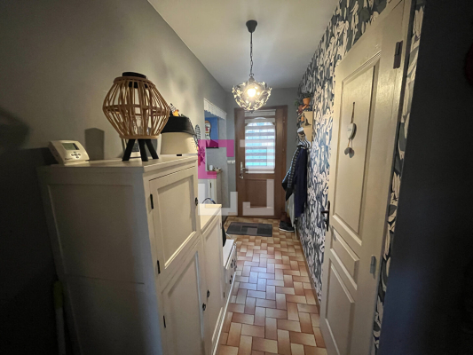 
Maison Mennessis   5 pièce(s) 90 m2

