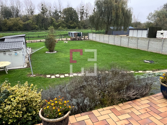 
Maison Mennessis   5 pièce(s) 90 m2
