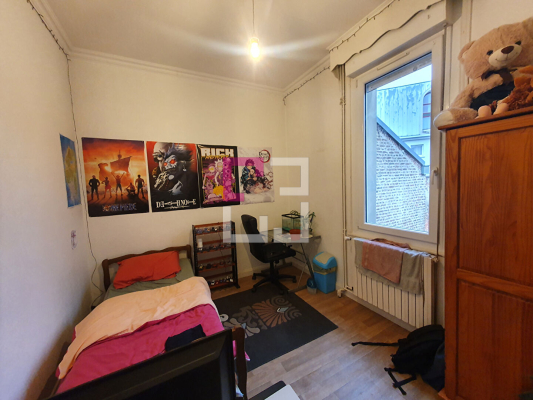
Immeuble Saint Quentin 7 pièce(s) 152 m2
