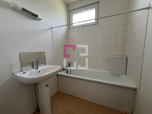 
Maison Clermont Les Fermes 3 pièce(s) 74.01 m2
