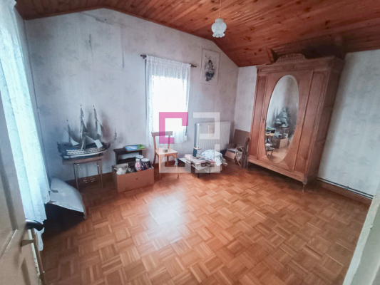 
Maison Buire 7 pièce(s) 104.45 m2
