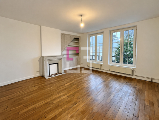 
Maison Crecy Sur Serre 5 pièce(s) 146.87 m2
