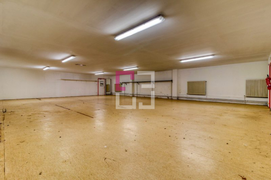 
Garage/Entrepôt spacieux de 581m2 à saisir
