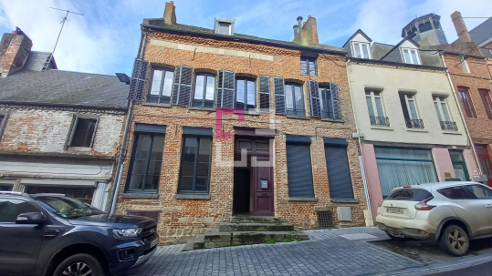 
Immeuble de rapport Vervins 8 pièce(s) 165 m2
