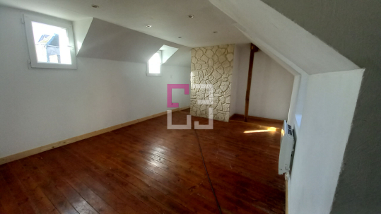 
Immeuble de rapport Vervins 8 pièce(s) 165 m2
