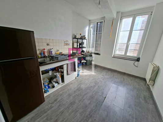 
Immeuble de rapport Vervins 8 pièce(s) 165 m2
