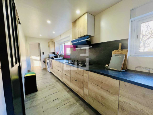 
Maison Premontre 9 pièce(s) 170 m2
