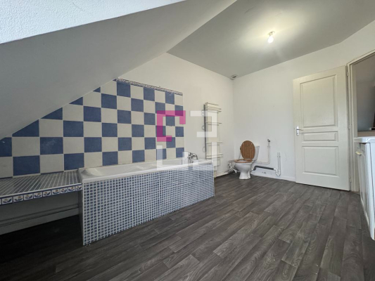 
Appartement Viry Noureuil 5 pièce(s) 90.36 m2

