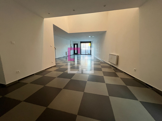 
Maison Sery Les Mezieres 4 pièce(s) 140 m2
