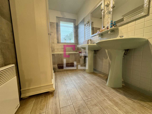 
Maison Laon 6 pièce(s) 129 m2
