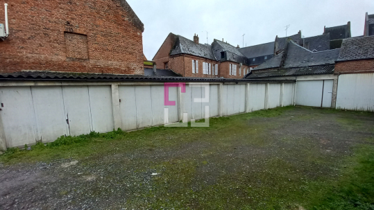 
Parking / box Guise
