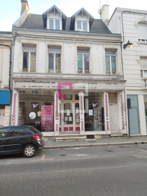 
Immeuble de rapport en centre ville
