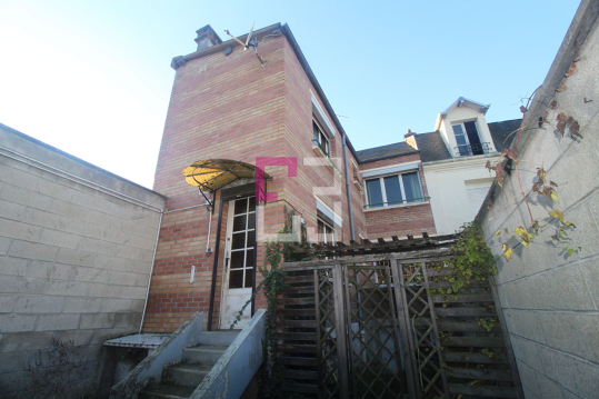 
Maison Nesle 5 pièce(s) 113 m2
