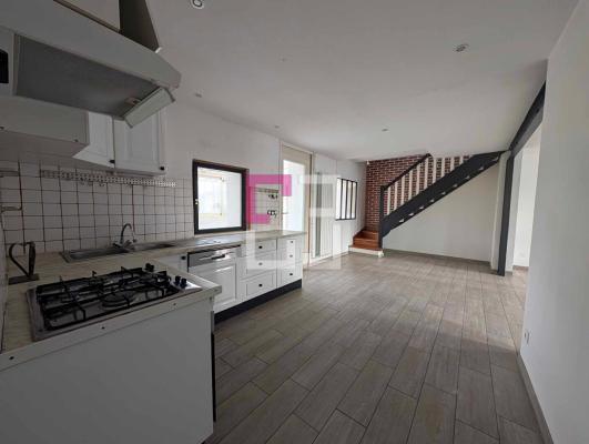 
Maison à fort potentiel pour famille sur Guiscard
