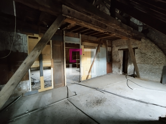 
Appartement GUISE 4 pièces 158 m²
