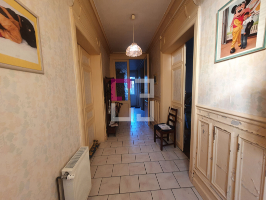 
Maison Origny Ste Benoite 7 pièce(s) 210 m2
