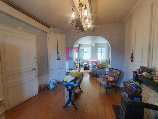 
Maison Origny Ste Benoite 7 pièce(s) 210 m2
