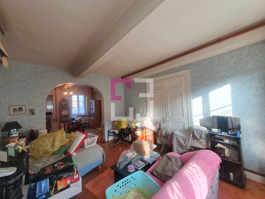 
Maison Origny Ste Benoite 7 pièce(s) 210 m2
