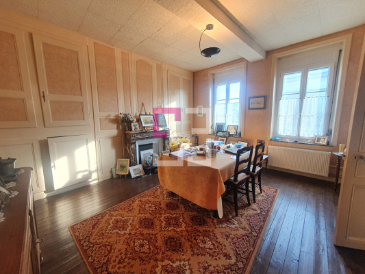 
Maison Origny Ste Benoite 7 pièce(s) 210 m2
