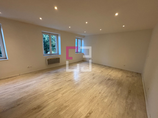
Studio Proisy 1 pièce(s) 30 m2
