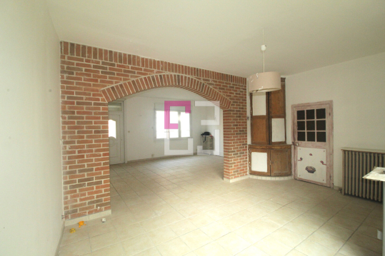 
Maison Nesle 6 pièce(s) 145m2
