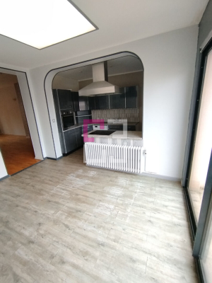 
Belle maison de 4 chambres avec jardin -  Quartier Remicourt
