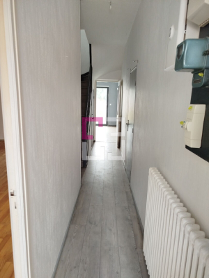 
Belle maison de 4 chambres avec jardin -  Quartier Remicourt
