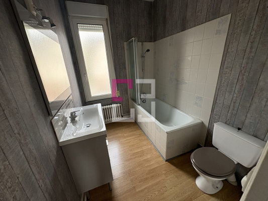 
Belle maison de 4 chambres avec jardin -  Quartier Remicourt
