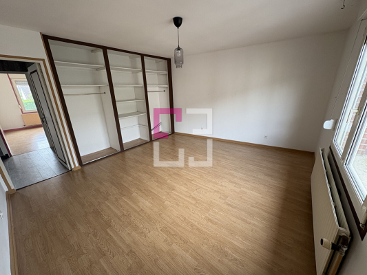 
Belle maison de 4 chambres avec jardin -  Quartier Remicourt
