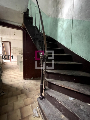 
Immeuble GUISE 8 pièces 185 m²
