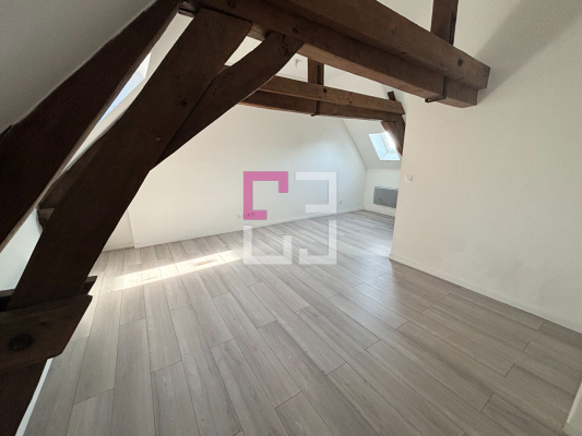 
Studio Guise 1 pièce(s) 24 m2
