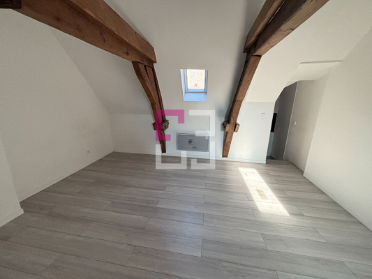 
Studio Guise 1 pièce(s) 24 m2
