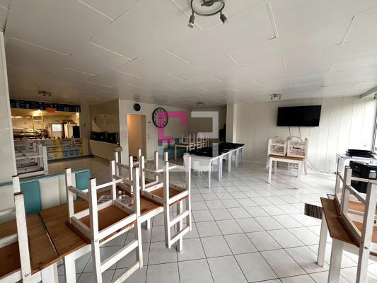 
Immeuble Guise 5 pièce(s)
