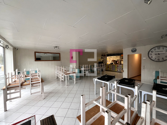 
Immeuble Guise 5 pièce(s)
