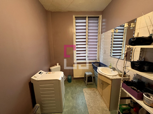 
Immeuble Guise 5 pièce(s)
