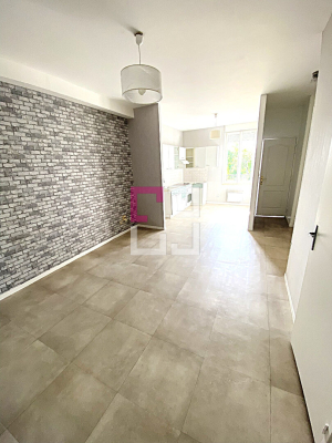 
A louer - Appartement T2 en Duplex avec jardin - NOYON

