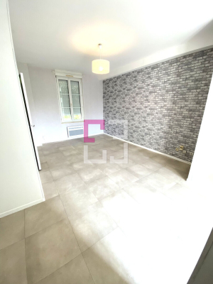 
A louer - Appartement T2 en Duplex avec jardin - NOYON

