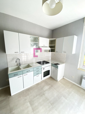 
A louer - Appartement T2 en Duplex avec jardin - NOYON
