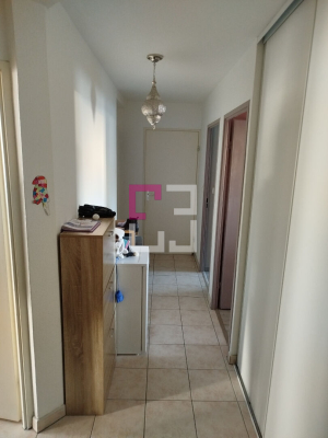 
Appartement 3 chambres, spacieux et lumineux.
