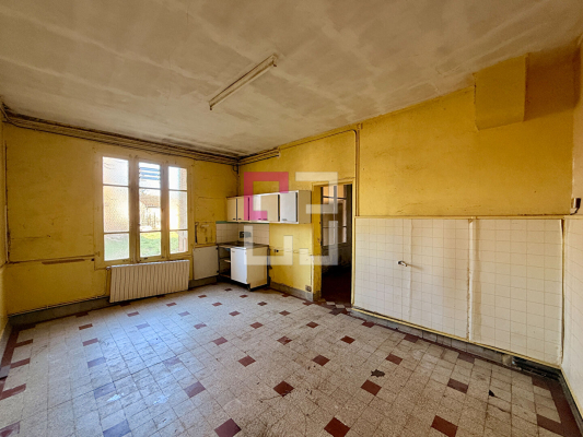 
Maison La Fere 8 pièce(s) 125 m2
