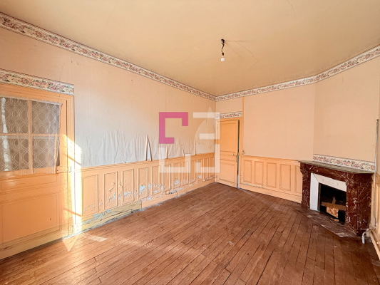 
Maison La Fere 8 pièce(s) 125 m2
