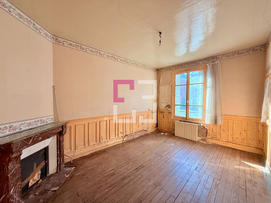 
Maison La Fere 8 pièce(s) 125 m2
