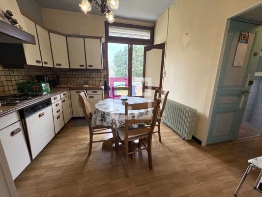 
Maison Charmes 4 pièce(s) 70 m2
