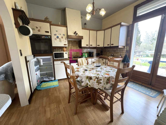 
Maison Charmes 4 pièce(s) 70 m2
