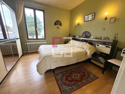 
Maison Charmes 4 pièce(s) 70 m2
