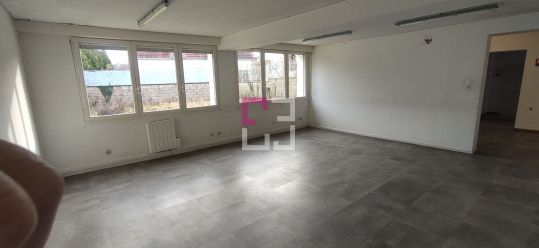 
Bureaux Laon 7 pièce(s) 205.22 m2
