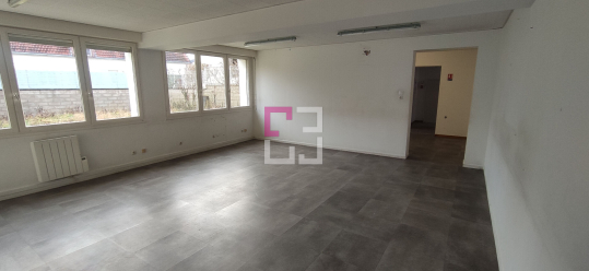 
Bureaux Laon 7 pièce(s) 205.22 m2
