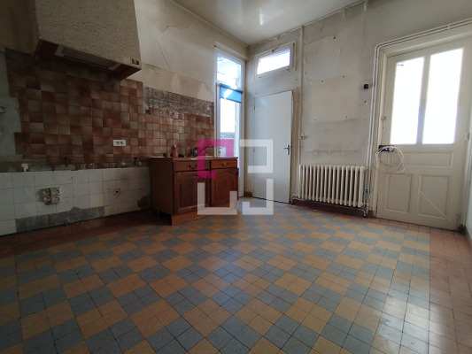 
Maison de ville SAINT-QUENTIN 5 pièces 113 m²
