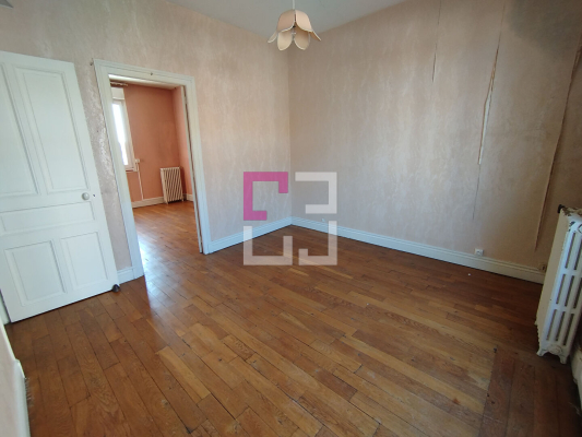 
Maison de ville SAINT-QUENTIN 5 pièces 113 m²

