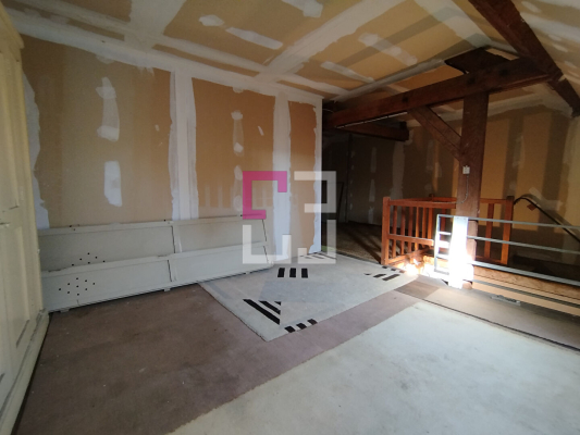 
Maison de ville SAINT-QUENTIN 5 pièces 113 m²

